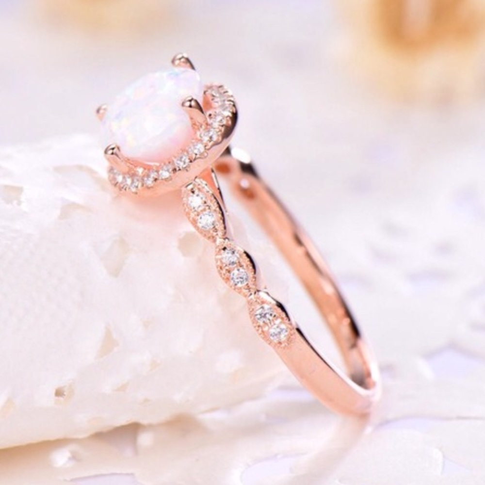 BRAND NEW 18KT/925 ROSE GOLD WHITE OPAL RING - Picture 4 of 10